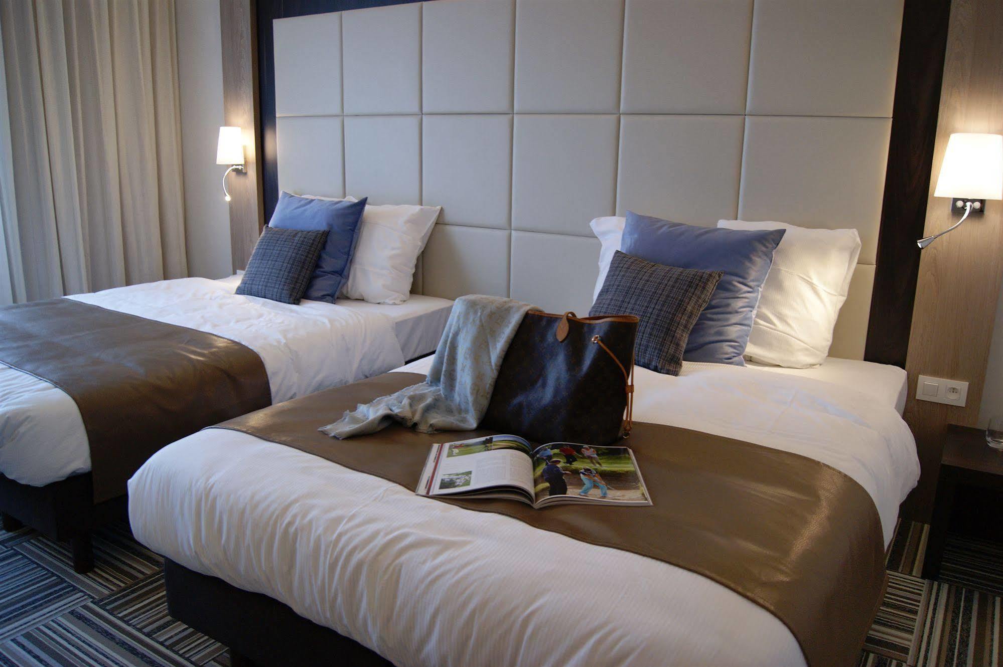 Hotel Malpertuus Riemst Eksteriør bilde